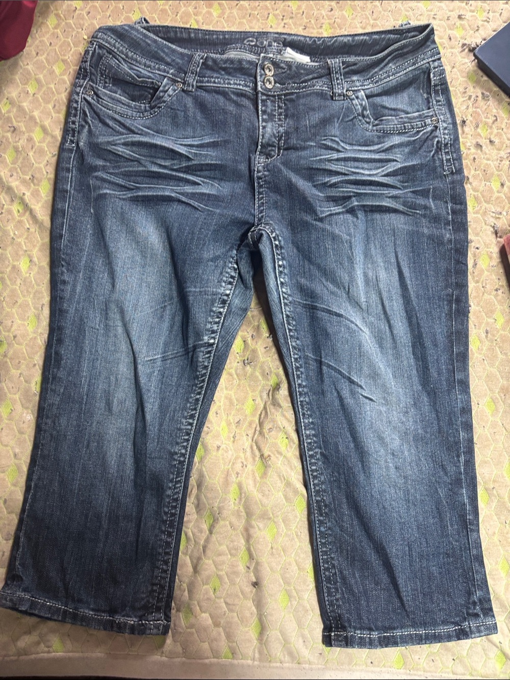 Women's Dark Blue Cropped Stretch Jeans